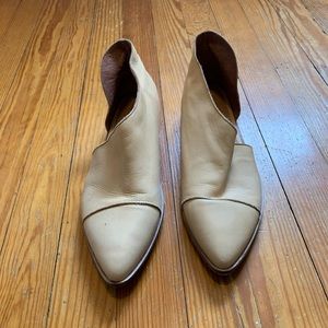 Free people Royale Cut Out Flats, Tan